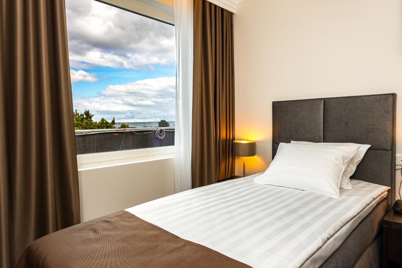 Adoryal Hotel 4*